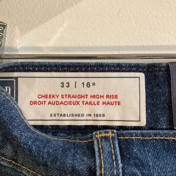 GAP Sz 33 High Rise Cheeky Straight Button Fly Mid-Wash Jeans NWT - Picture 8 of 11